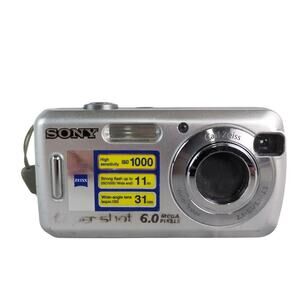 SONY Cyber Shot Digital Camera, Carl Zeiss Lens DSC-S600 FOR PARTS / RESTORATION